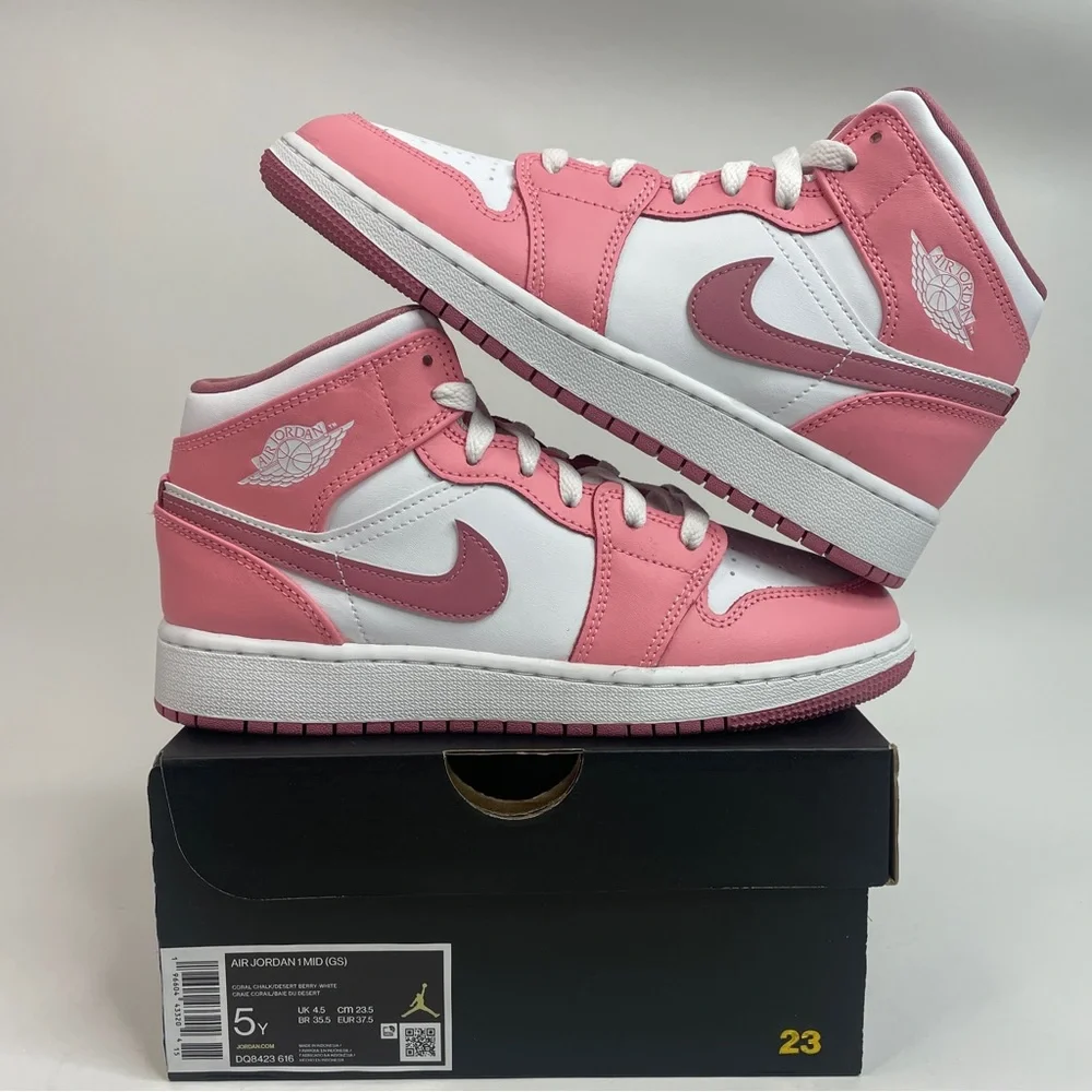 Nike Air Jordan 1 Retro Mid GS “Valentine’s Day/Coral Chalk” 2023 - Picture 1 of 4